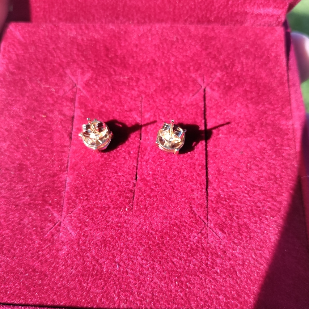 QVC Affinity 1/2 Ctw Diamond Stud Earrings -14k YG - Picture 9 of 11